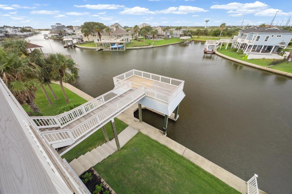 4226 Santiago Circle, Galveston, Texas image 33