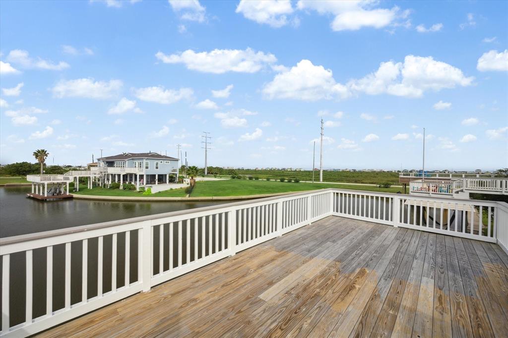 4226 Santiago Circle, Galveston, Texas image 29