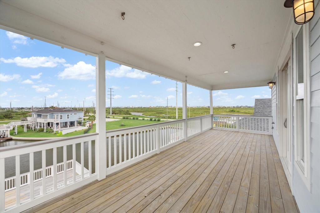 4226 Santiago Circle, Galveston, Texas image 31