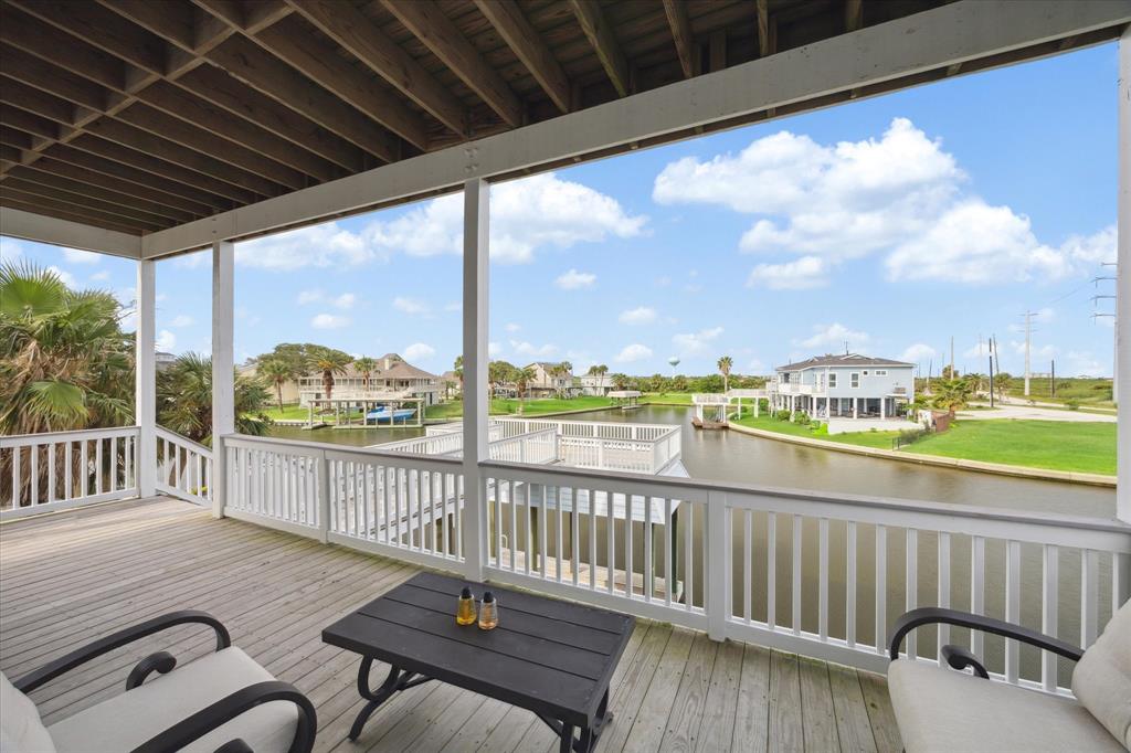 4226 Santiago Circle, Galveston, Texas image 28