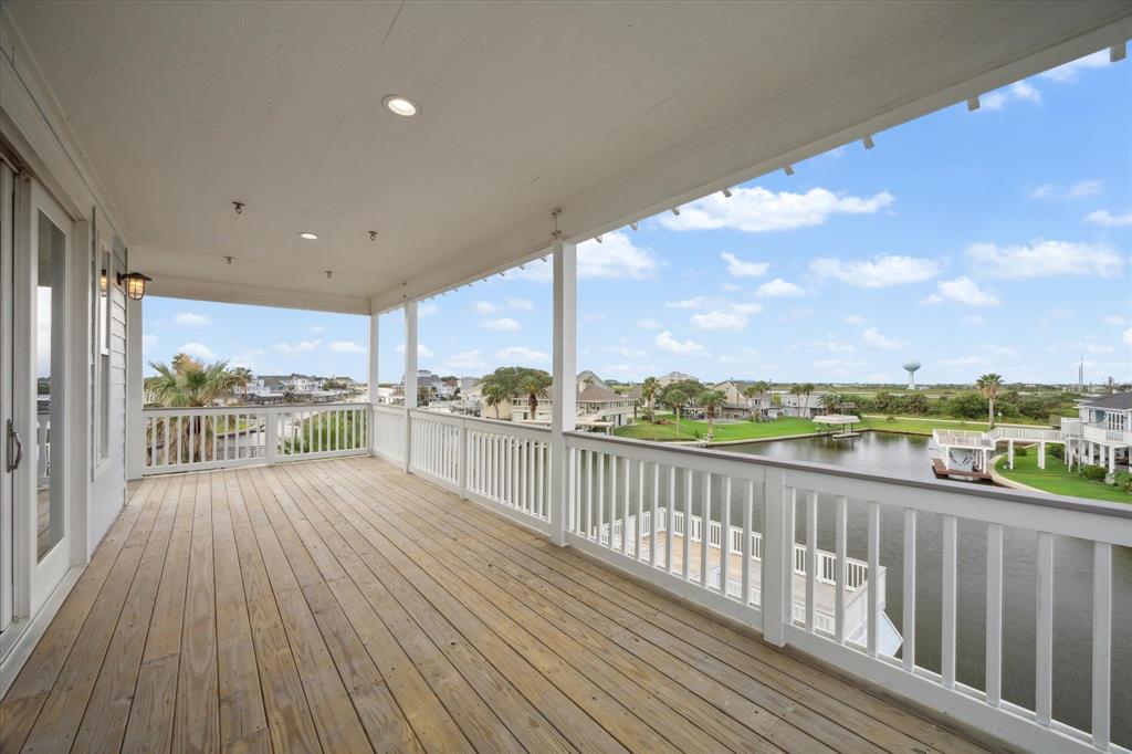 4226 Santiago Circle, Galveston, Texas image 30