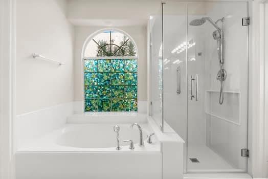 8123 Cove Timbers Lane, Tomball, Texas image 18