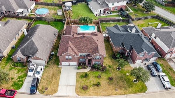 8123 Cove Timbers Lane, Tomball, Texas image 33