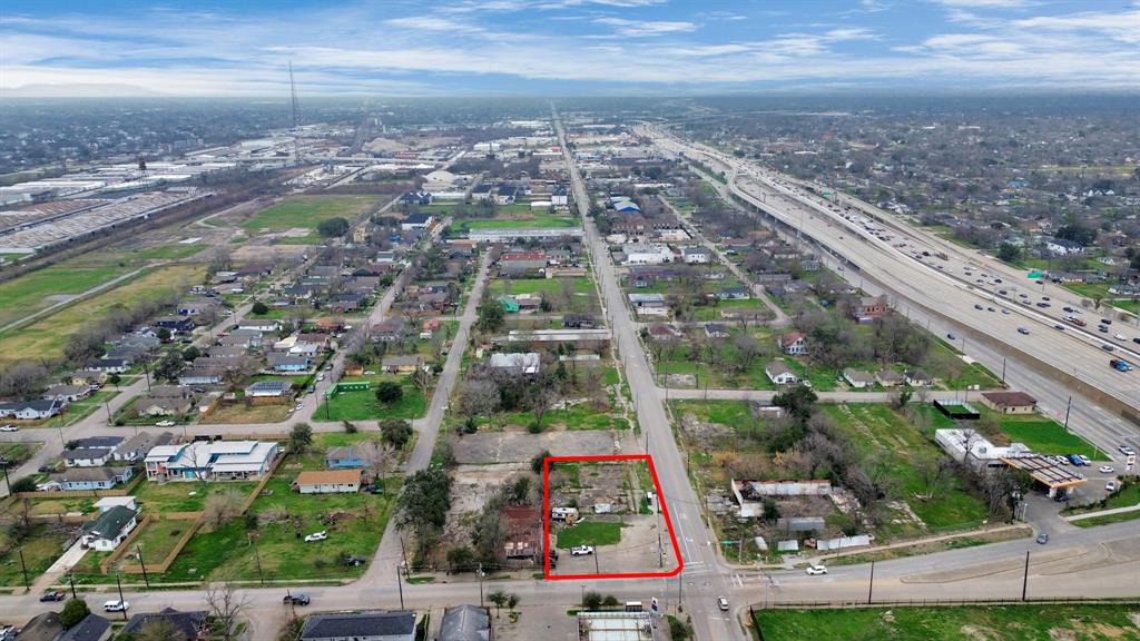 2401 Jensen Drive, Houston, Texas image 1