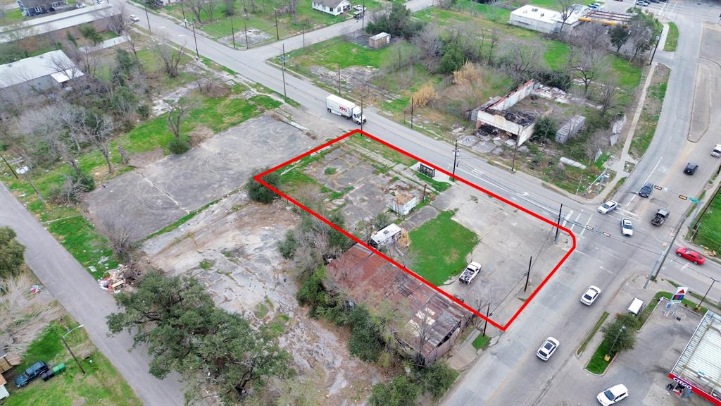 2401 Jensen Drive, Houston, Texas image 5