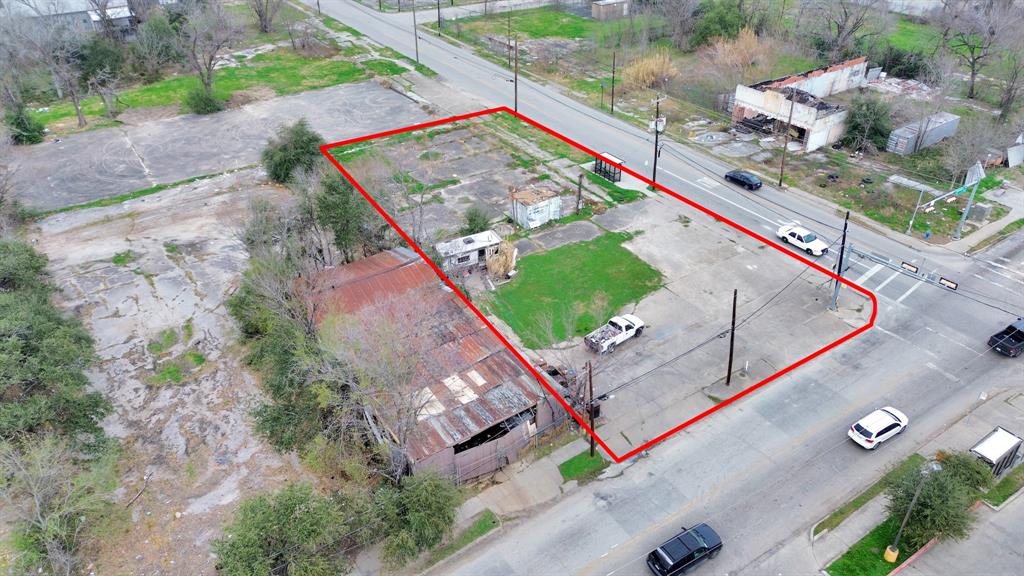 2401 Jensen Drive, Houston, Texas image 15