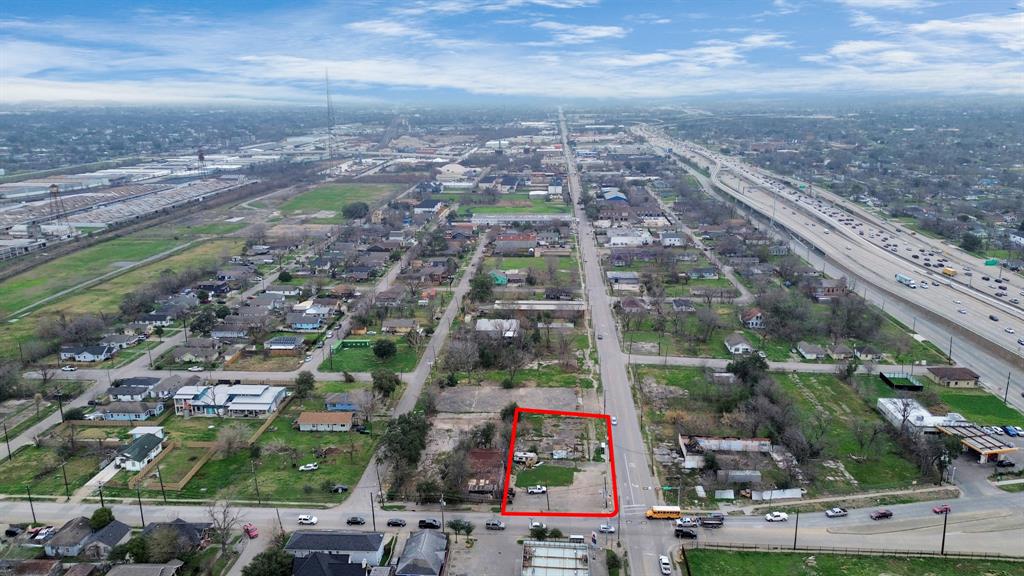 2401 Jensen Drive, Houston, Texas image 21