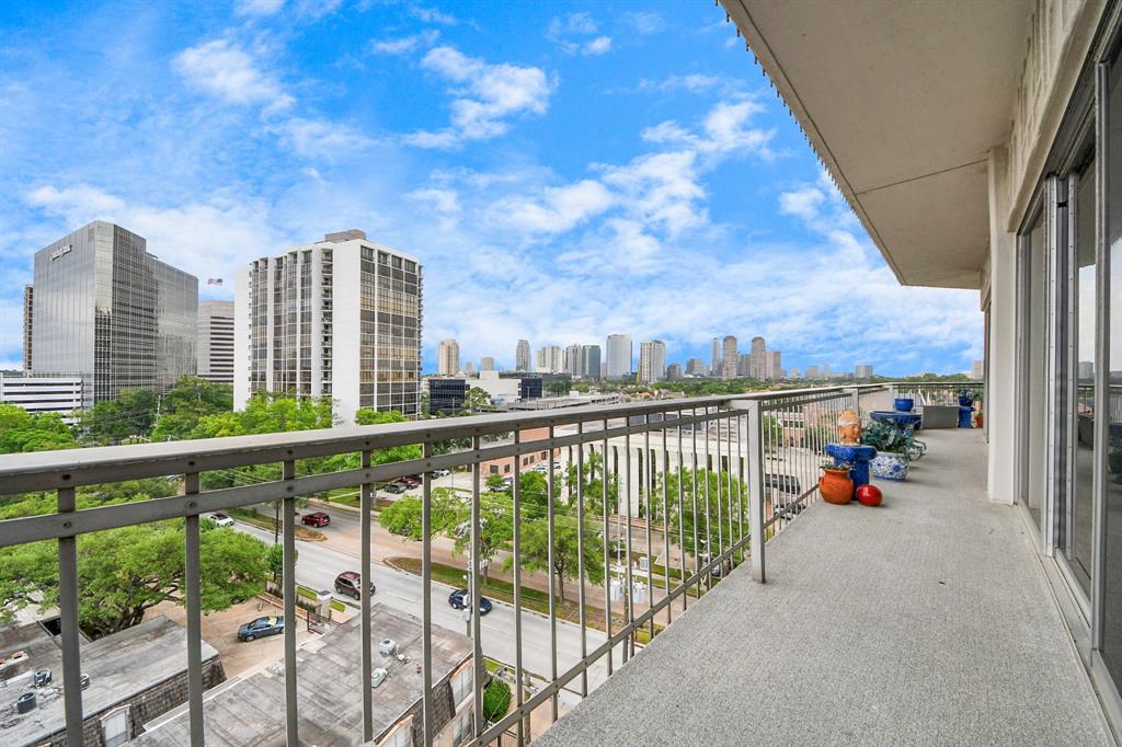 5050 Woodway Drive #7L, Houston, Texas image 24