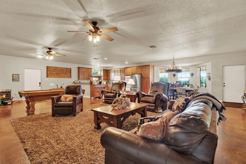 3681 K2 Road, Mountain Home, Texas image 6