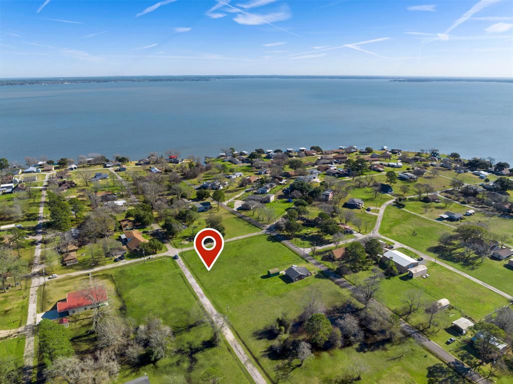 Shady Oaks Drive, Point Blank, Texas image 1