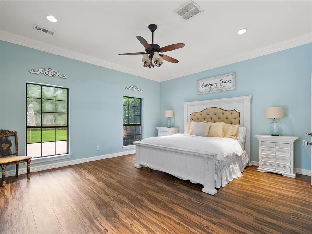 9810 Clubhouse Circle, Magnolia, Texas image 24