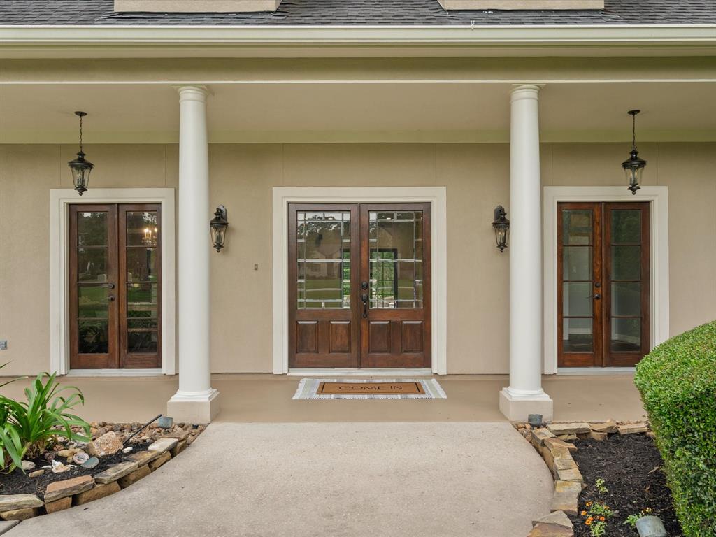 9810 Clubhouse Circle, Magnolia, Texas image 6