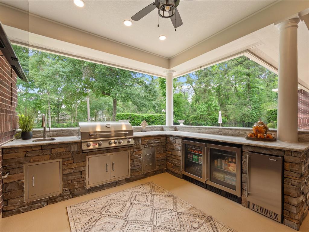 9810 Clubhouse Circle, Magnolia, Texas image 34