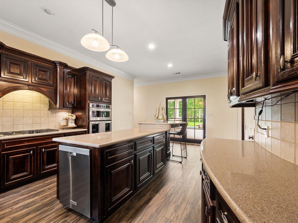 9810 Clubhouse Circle, Magnolia, Texas image 14