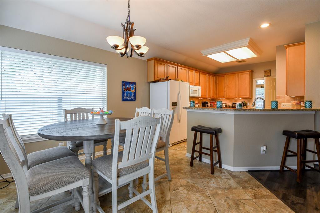 4926 Knights Branch Drive, Sugar Land, Texas image 13