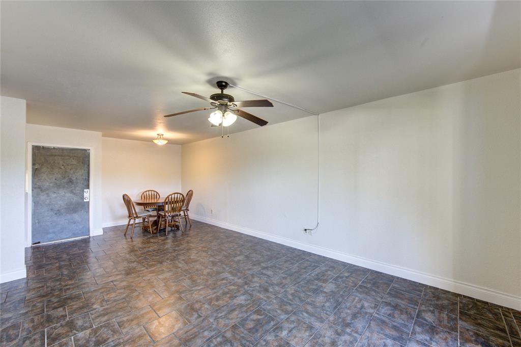 3025 Walnut Bend Lane #16, Houston, Texas image 4