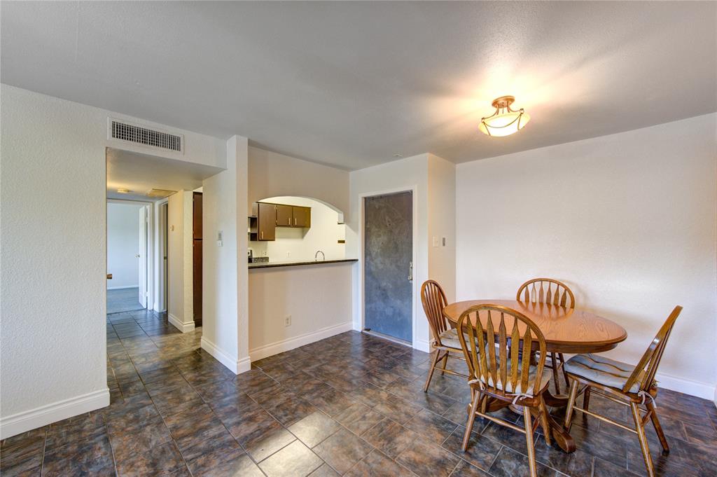 3025 Walnut Bend Lane #16, Houston, Texas image 11