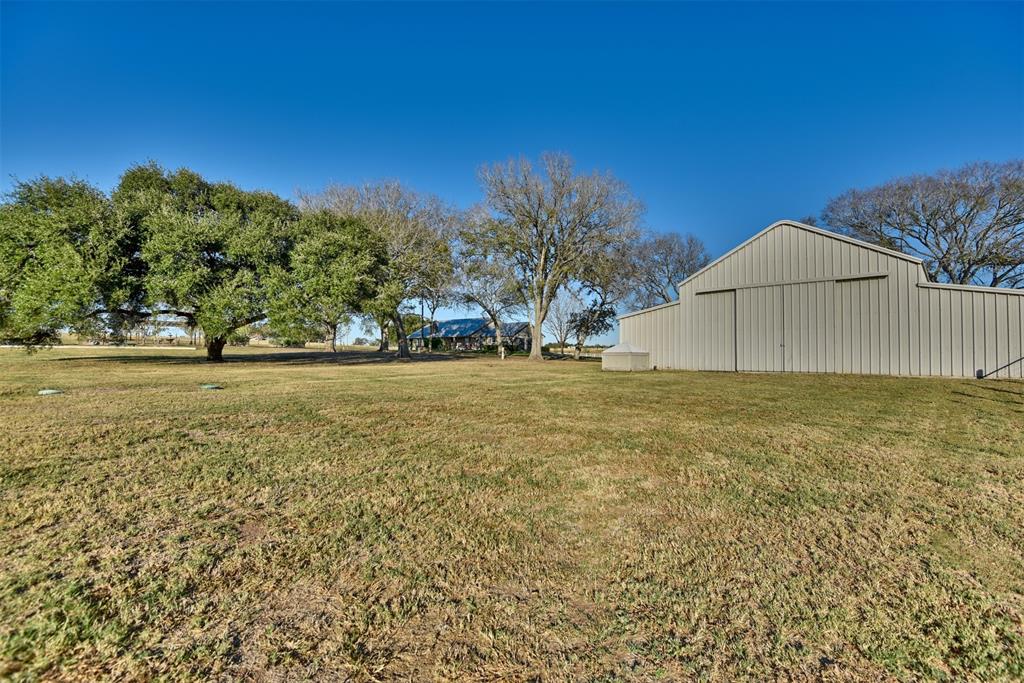 3622 Fm 1295, Flatonia, Texas image 42