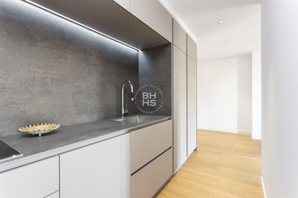 08007, Spain, 2 Bedrooms Bedrooms, ,2 BathroomsBathrooms,Residential,Active,182028