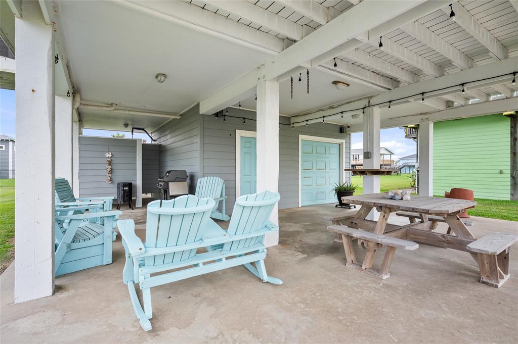 2375 Sand Castle Lane, Crystal Beach, Texas image 27