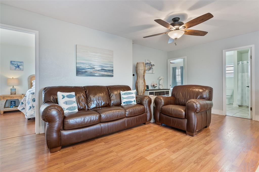 2375 Sand Castle Lane, Crystal Beach, Texas image 9