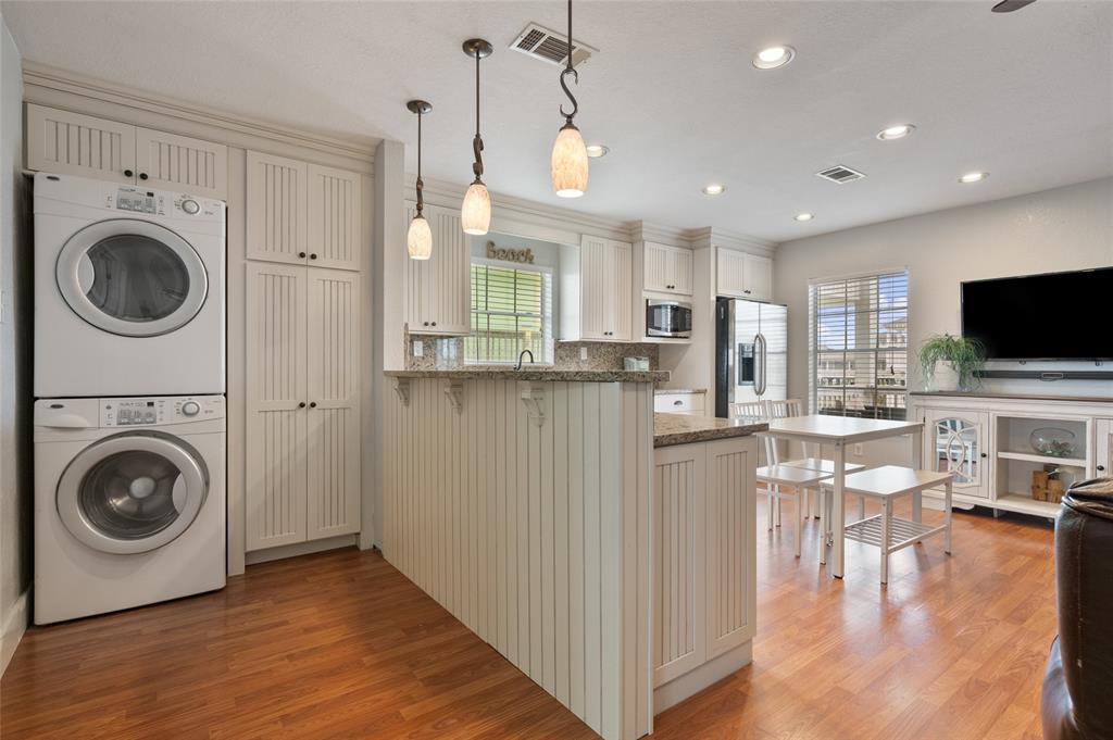 2375 Sand Castle Lane, Crystal Beach, Texas image 15