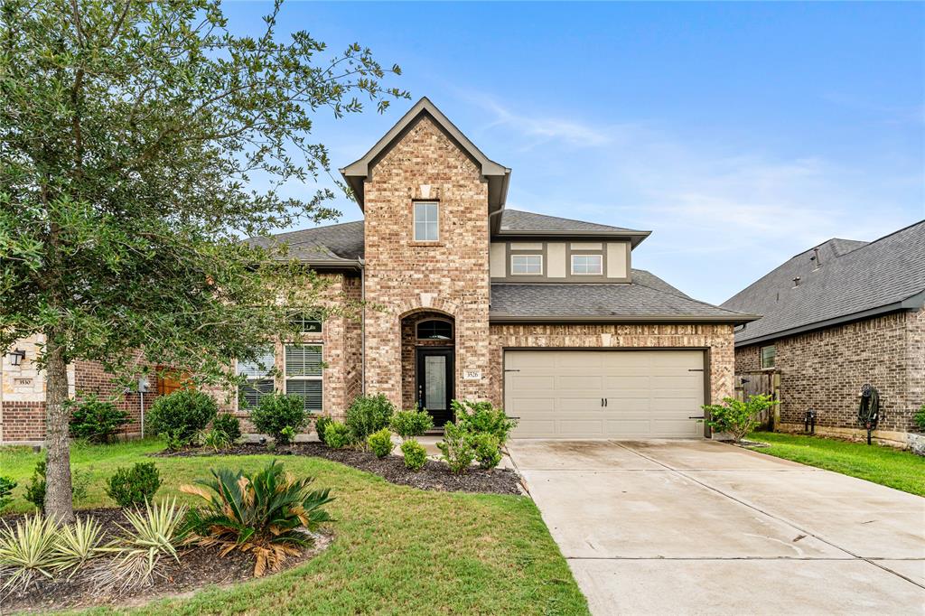 3526 Cabernet Shores Drive, Fulshear, Texas image 1