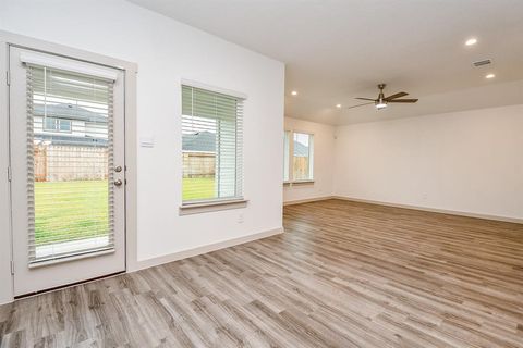 A home in Rosharon