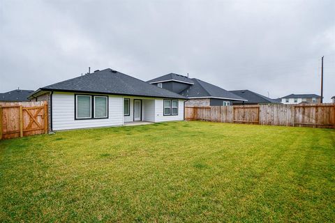A home in Rosharon