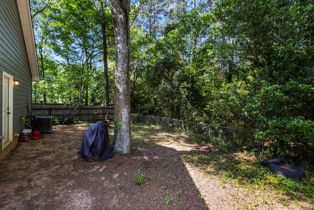 9976 Pine Point Drive, Montgomery, Texas image 29
