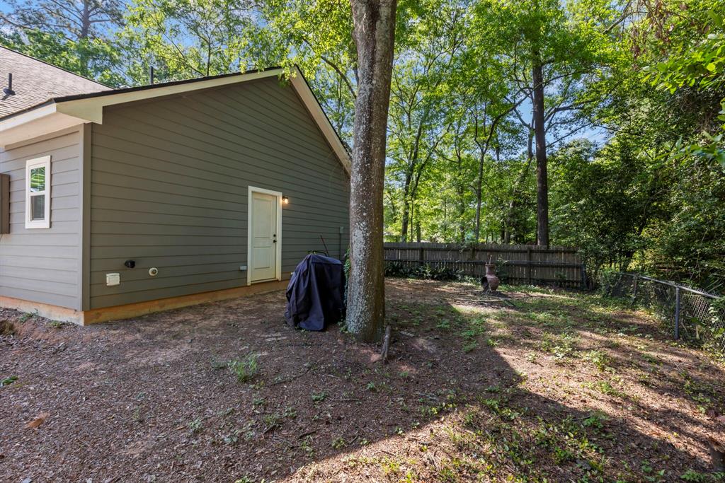 9976 Pine Point Drive, Montgomery, Texas image 30