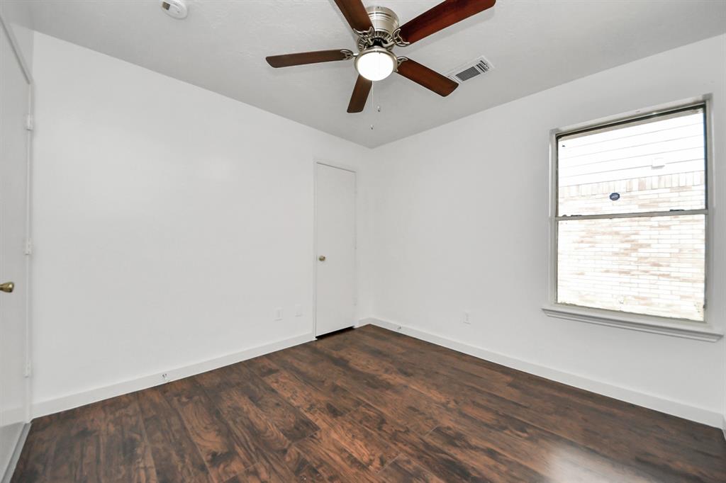 9223 Eaglewood Glen Trail, Houston, Texas image 16