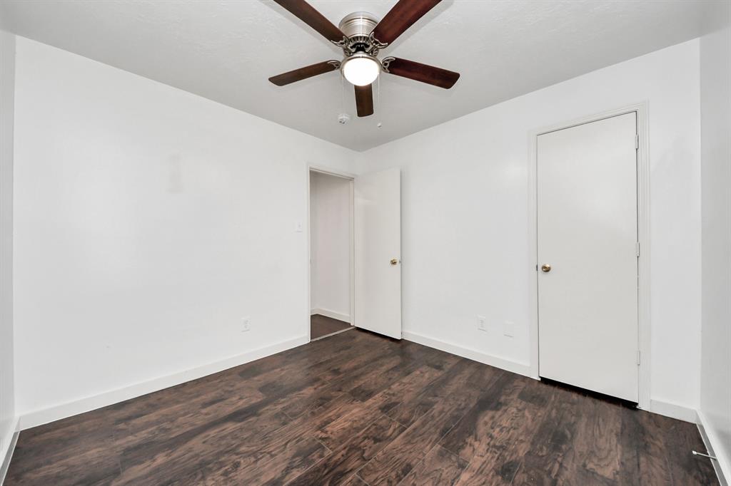 9223 Eaglewood Glen Trail, Houston, Texas image 18