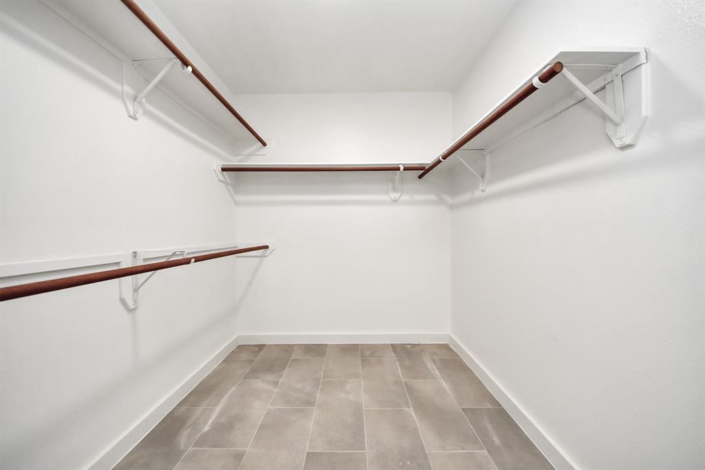 9223 Eaglewood Glen Trail, Houston, Texas image 31