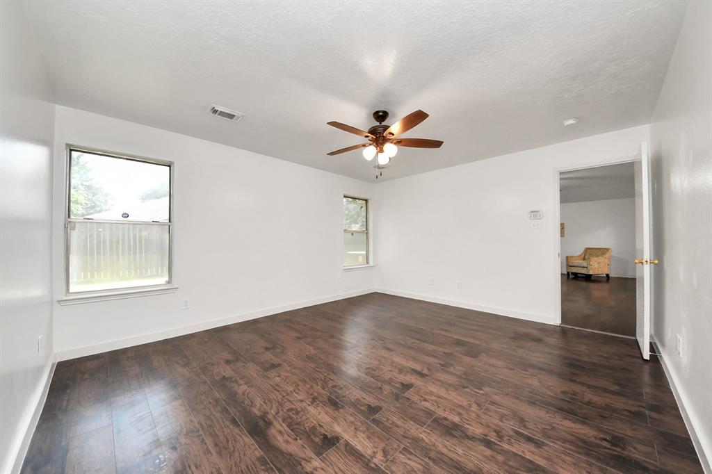 9223 Eaglewood Glen Trail, Houston, Texas image 22