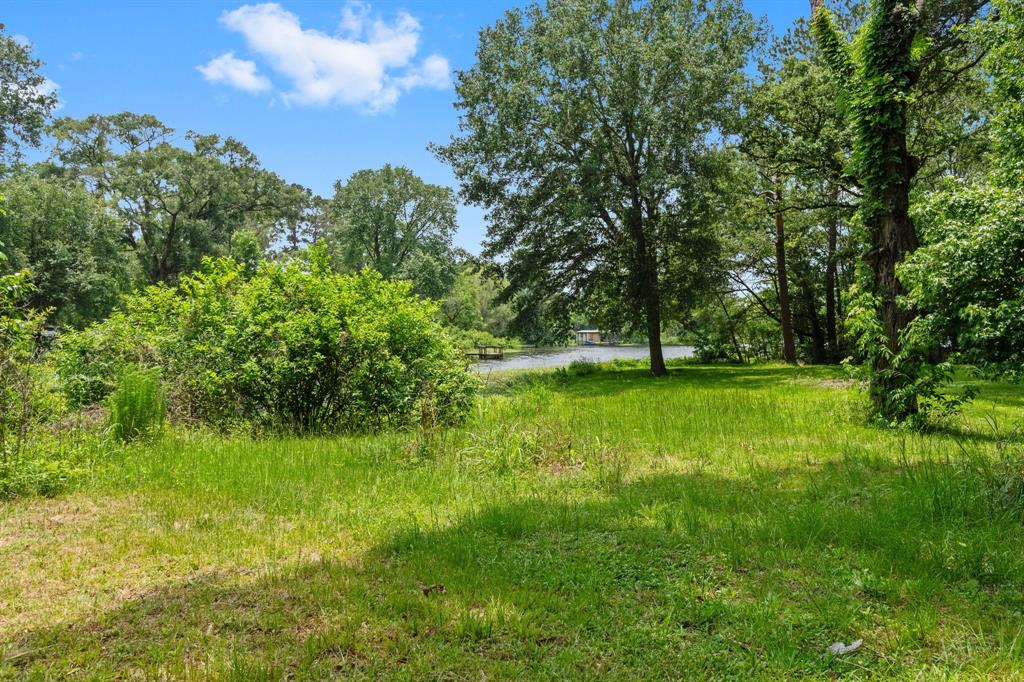 13A Big Lake Cir Cir, Huntsville, Texas image 25