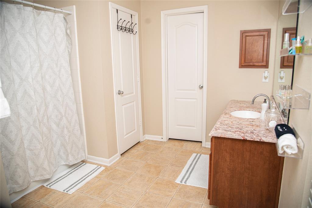 8122 Stonemount Court, Humble, Texas image 13
