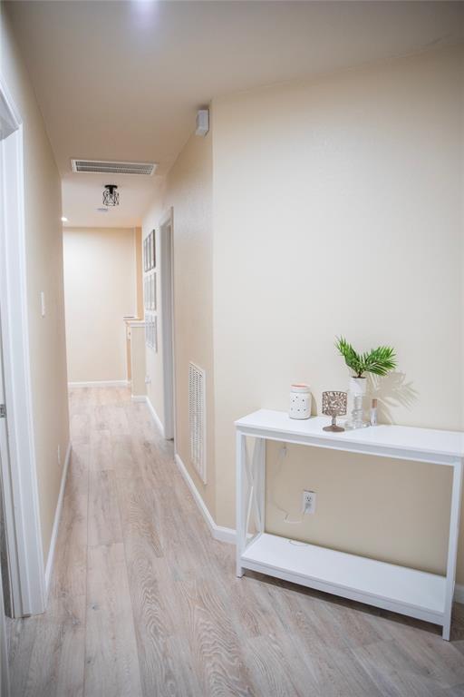 8122 Stonemount Court, Humble, Texas image 11