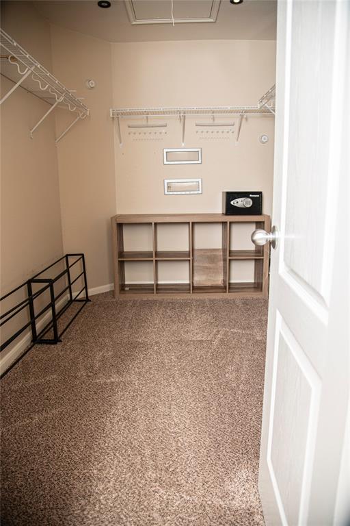 8122 Stonemount Court, Humble, Texas image 5