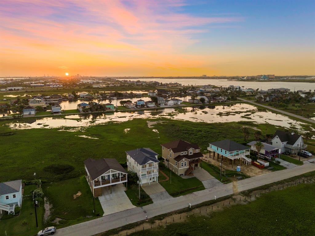 710 93rd Street, Galveston, Texas image 44