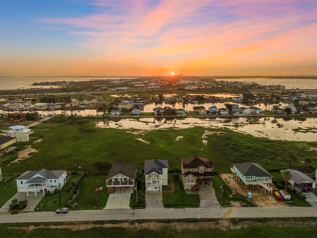 710 93rd Street, Galveston, Texas image 5