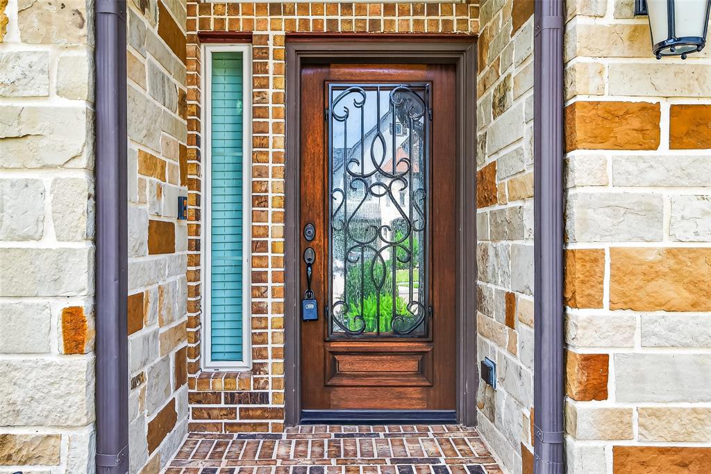 10023 Starhill Court