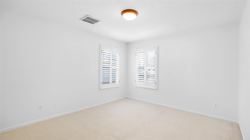 3903 Livingston Lake Court, Pearland, Texas image 24