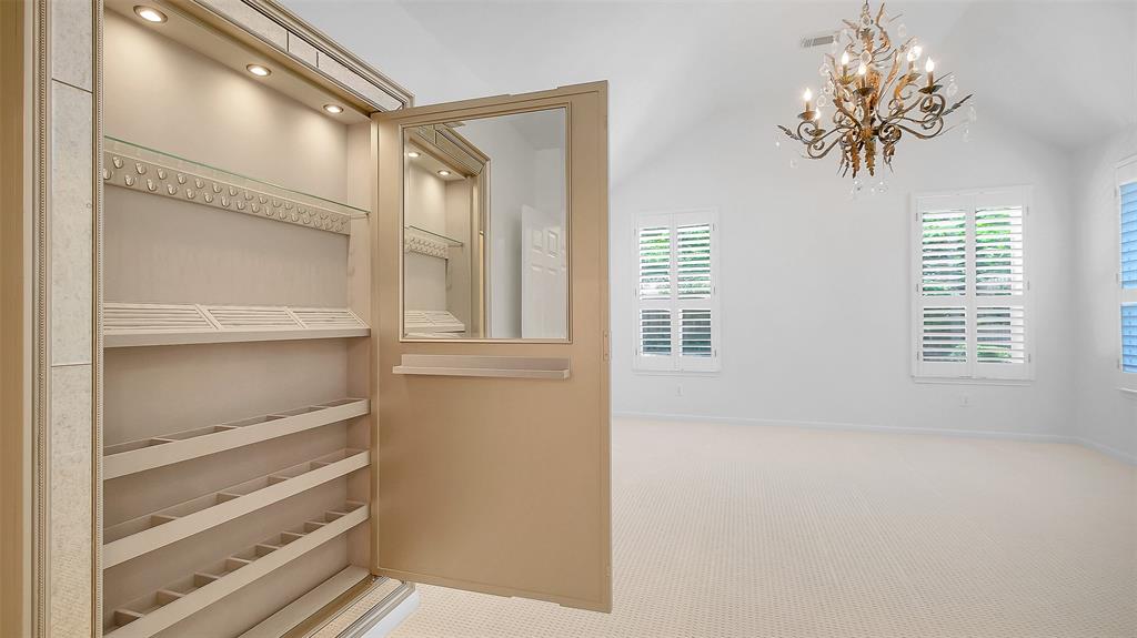 3903 Livingston Lake Court, Pearland, Texas image 16