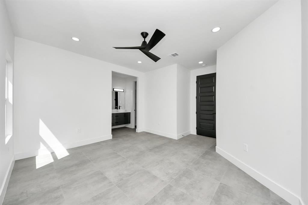 417 Harold Lane, Baytown, Texas image 16