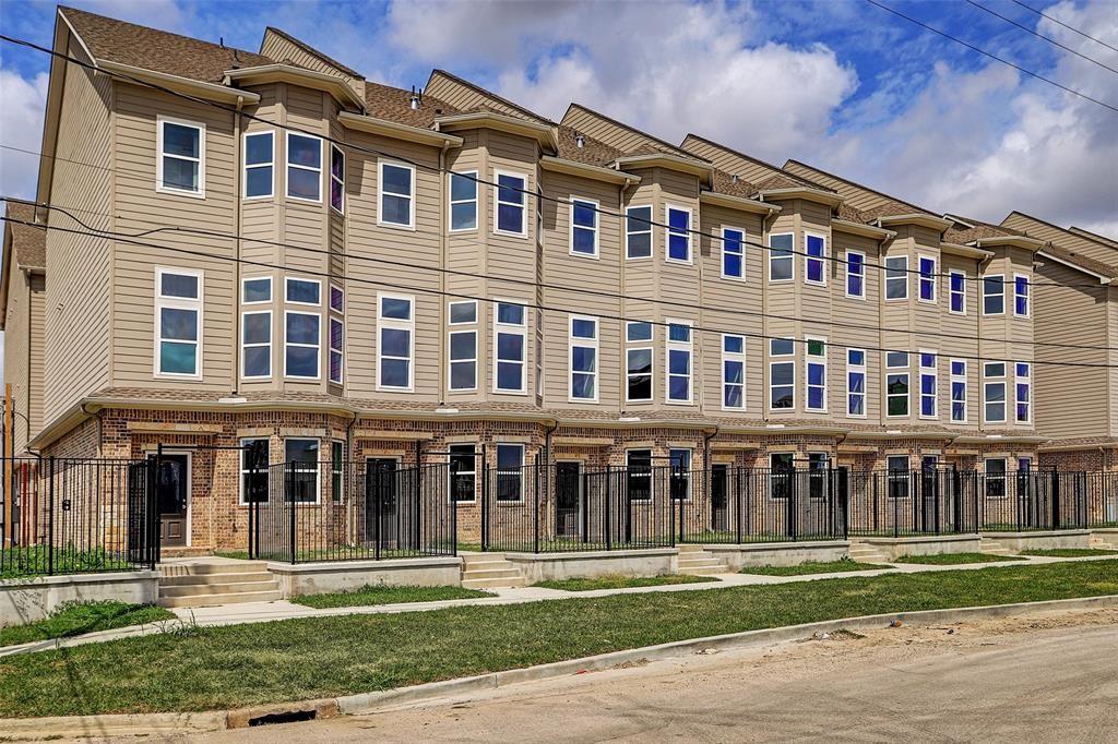 2020 Mcgowen Street #T, Houston, Texas image 3