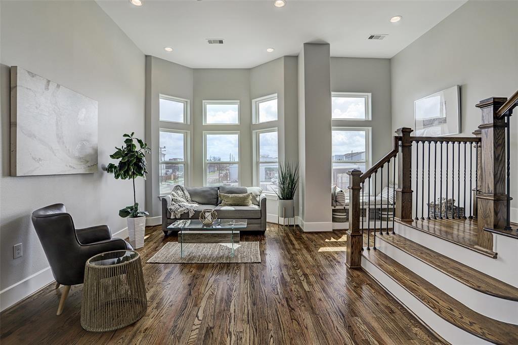 2020 Mcgowen Street #T, Houston, Texas image 1