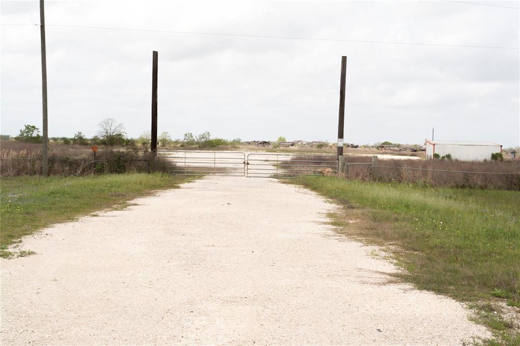 27250 Fm 2004, Angleton, Texas image 12