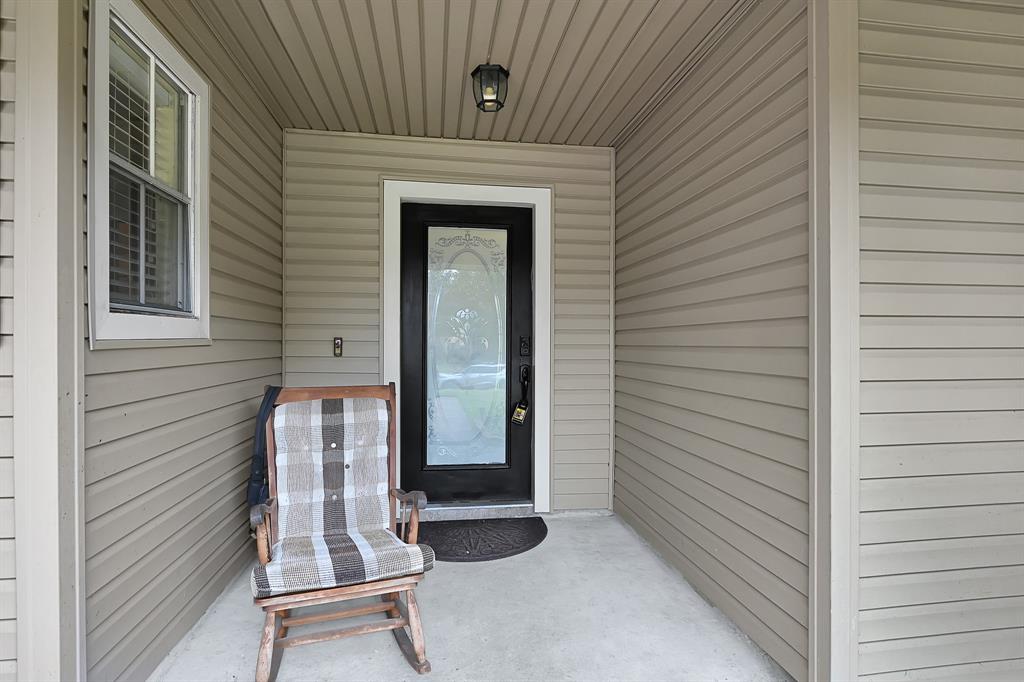 715 Regency Court, Friendswood, Texas image 3