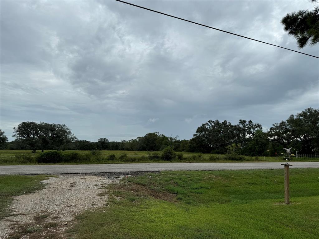 1239 Fm 1160 Road, Louise, Texas image 19